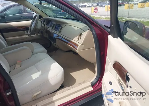 2007 Mercury Grand Marquis Gs z USA, uszkodzony, nr VIN 2MEFM74V97X611541